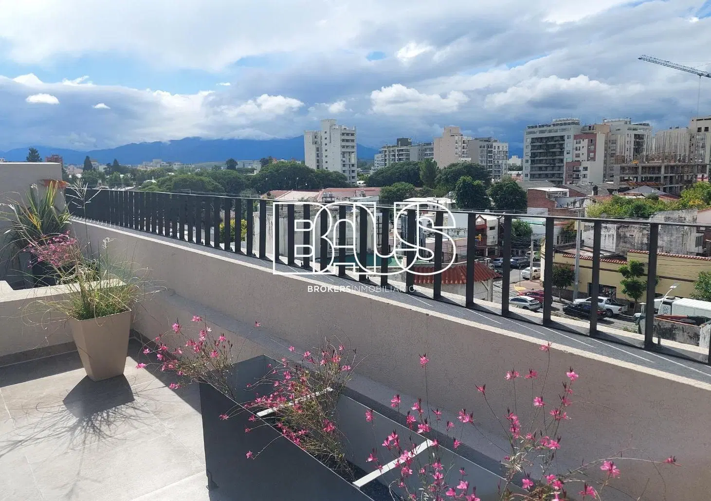 Monoambiente de 31 m² en venta a tres cuadras del Shopping Alto Noa 5