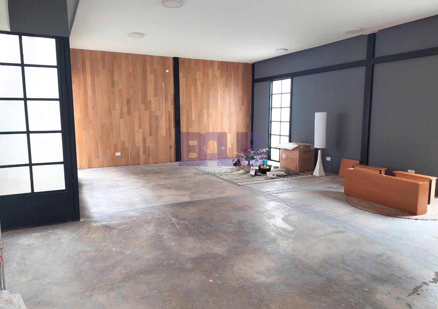 Foto de Local comercial en alquiler zona Tres Cerritos, imagen 5