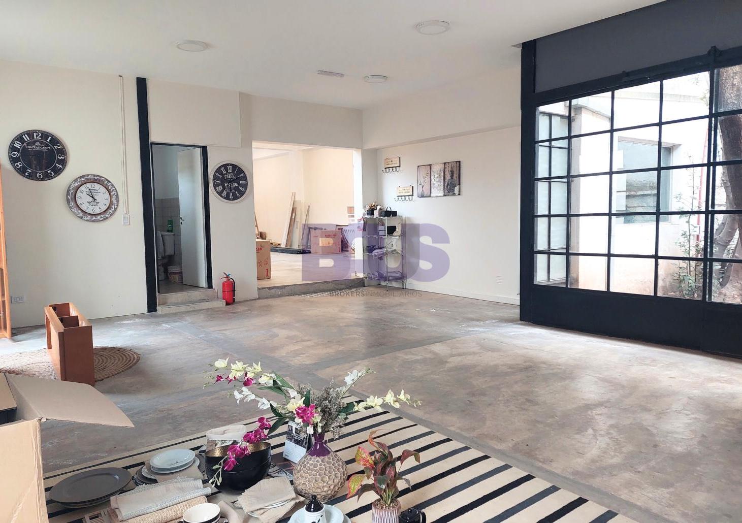 Foto de Local comercial en alquiler zona Tres Cerritos, imagen 3