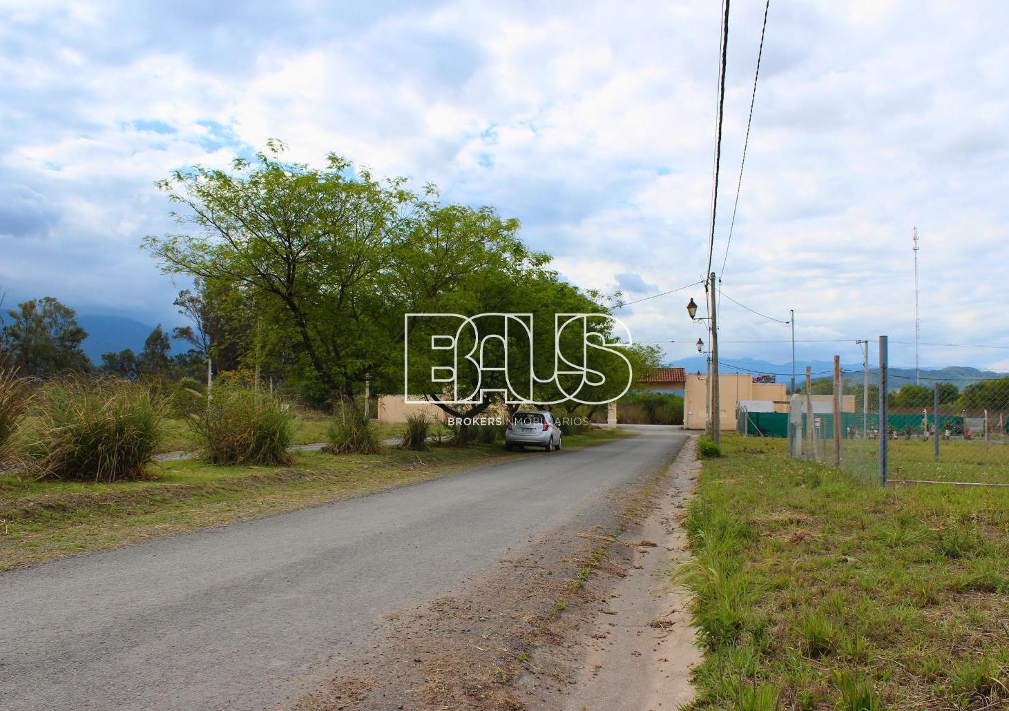 Foto de Terreno de 600m2 en Retoños de Colon, imagen 3