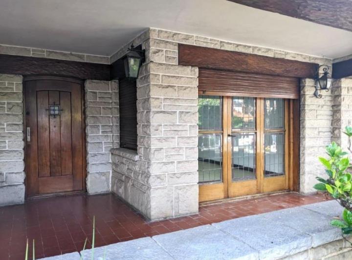 Chalet cinco ambientes en Barrio Stella Maris 2