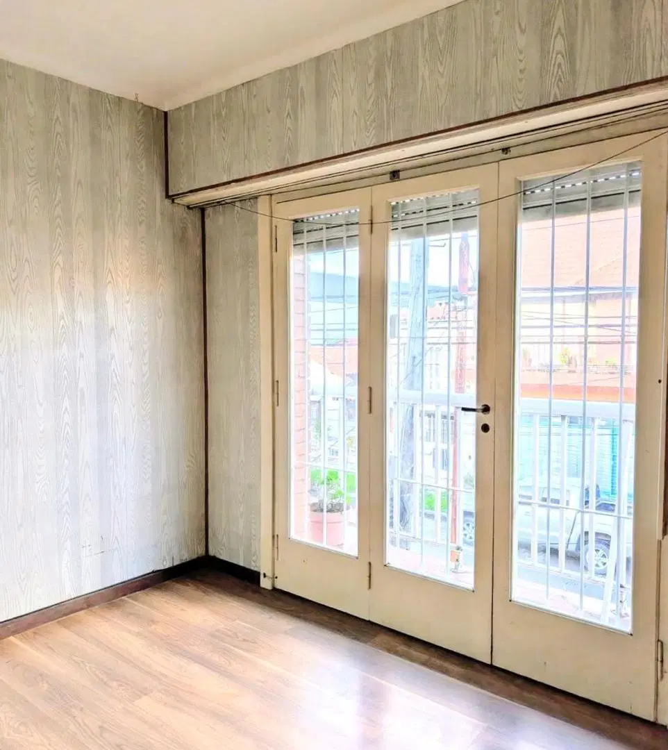 Departamento tres ambientes zona Acha y 12 de Octubre 5