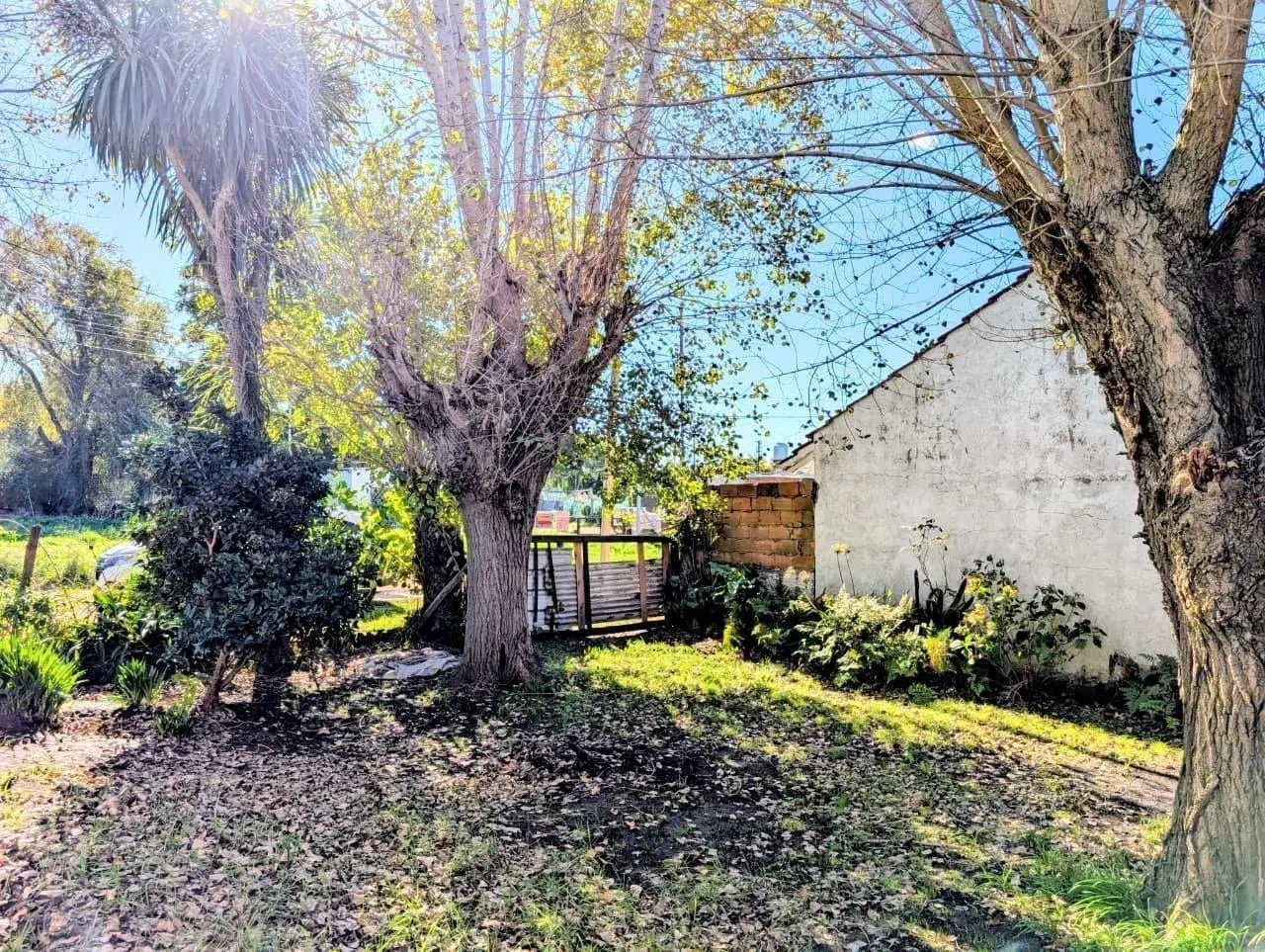Chalet tres ambientes en Barrio San Jacinto 4