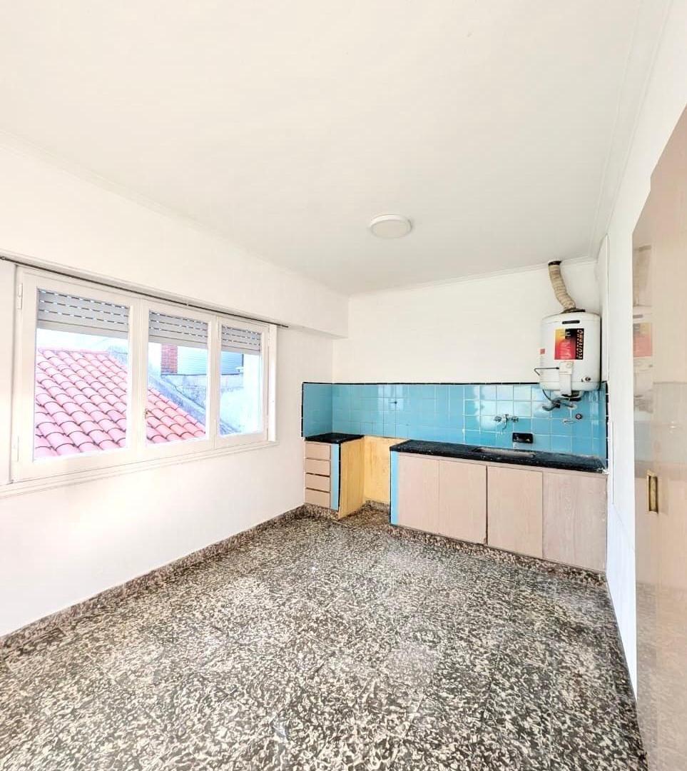 Foto de Departamento dos ambientes en planta alta., imagen 3