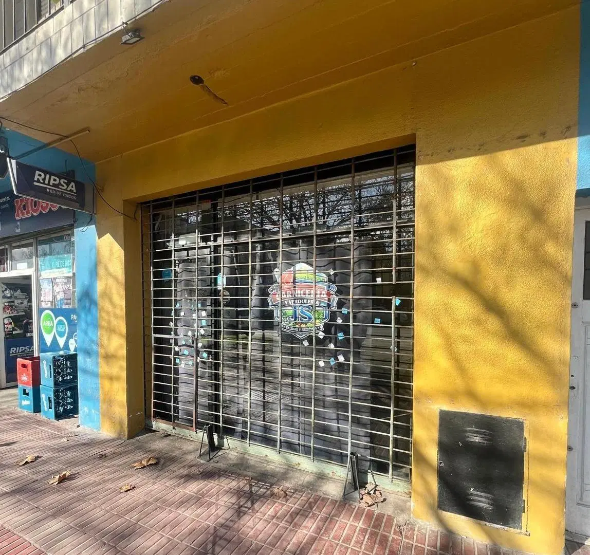 Local Comercial sobre Avenida Edison 3