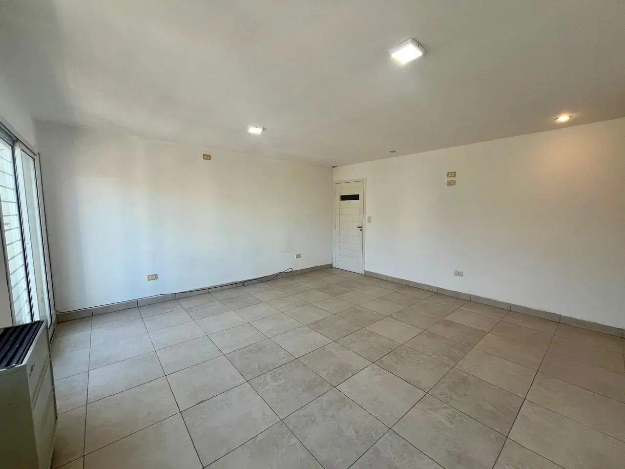 Departamento tres ambientes Zona Puerto 8