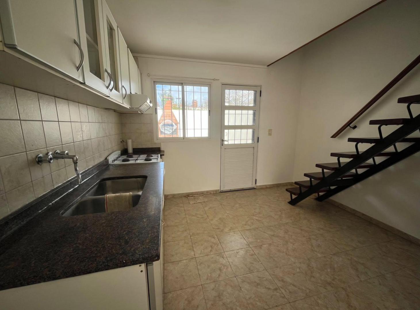 Foto de Casa en Alquiler en Colina De Peralta Ramos, imagen 4
