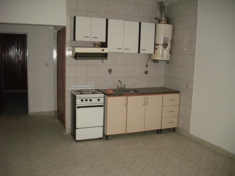 Departamento - Isidro Casanova 4