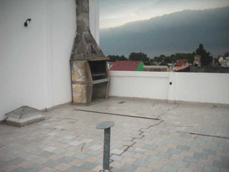 Departamento - Isidro Casanova 5