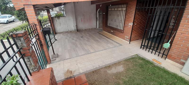 Casa en Gregorio de Laferrere 2