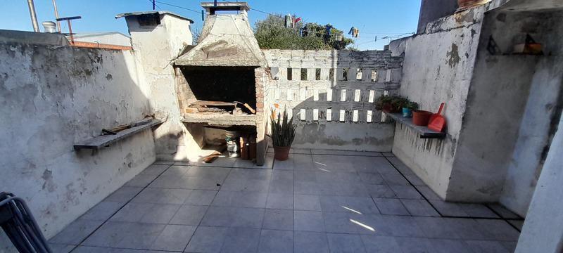 Edificio con Varias Viviendas Muy Buen Ubicado. Venta en Block. 3