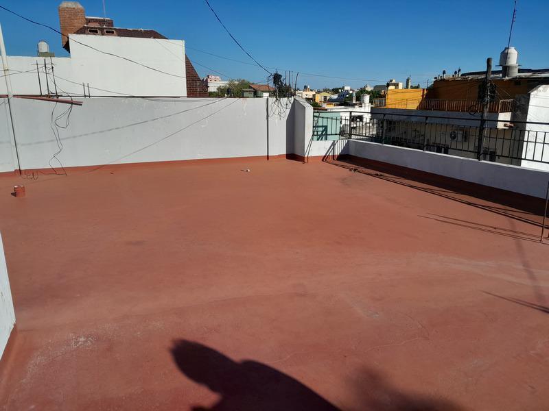 Galpón en Lomas del Mirador 5