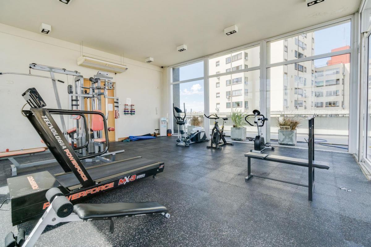 Hermoso Departamento 2 Amb. con Amplio Balcon y Vista a La Plaza en Torre de Lujo 5
