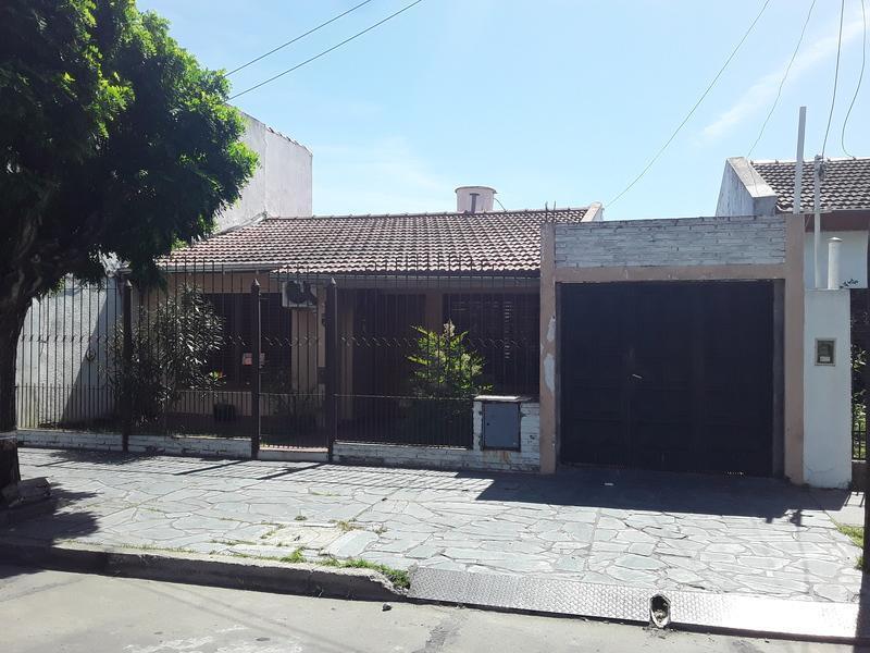 Casa en Isidro Casanova