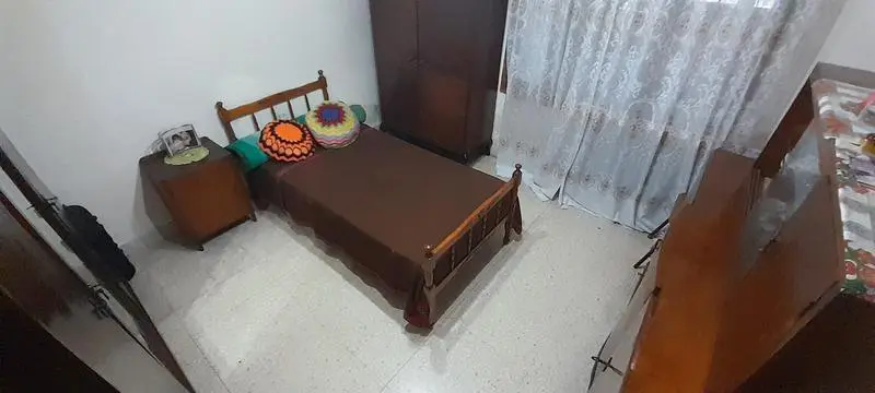 Muy buena casa multifamiliar de 6 ambientes sobre lote de 253m2. 4