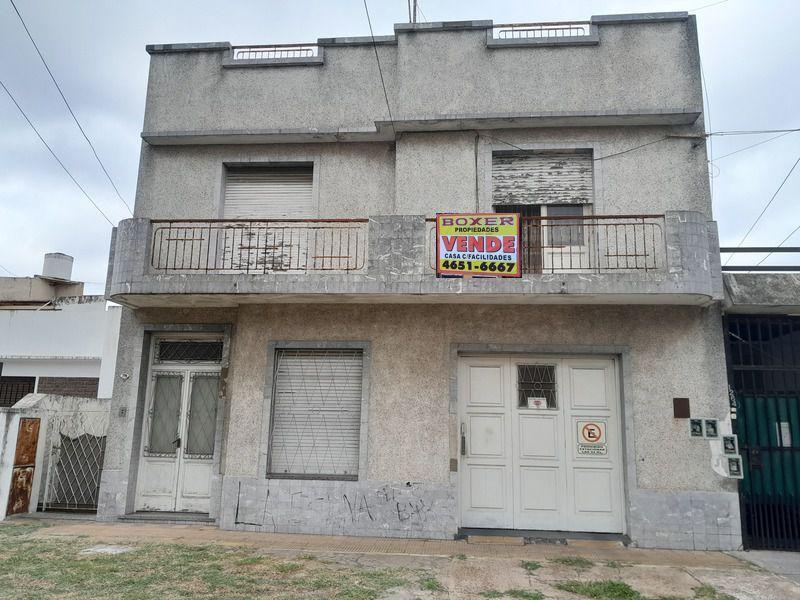 Casa multifamiliar de 5 ambientes en San Justo
