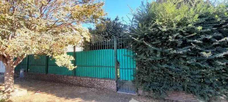 Casa de 4 ambientes en Lomas del Mirador 1