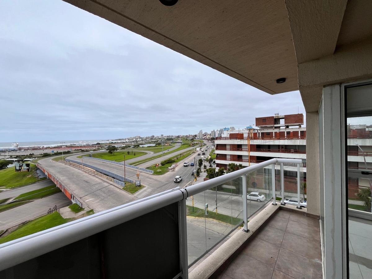 Departamento 3 Ambientes Frente Al Mar 4