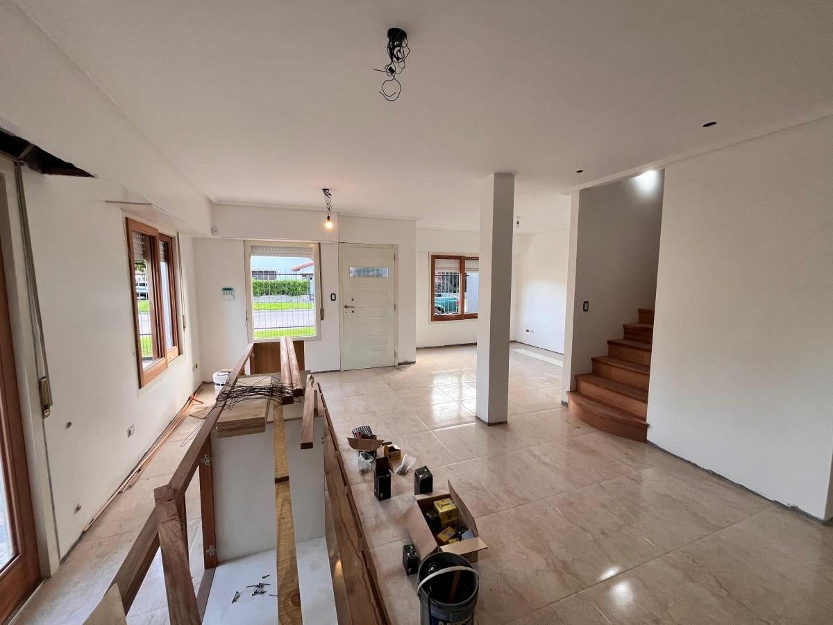 DÚPLEX 4 AMBIENTES A ESTRENAR EN PUNTA MOGOTES – A 300mts DEL MAR