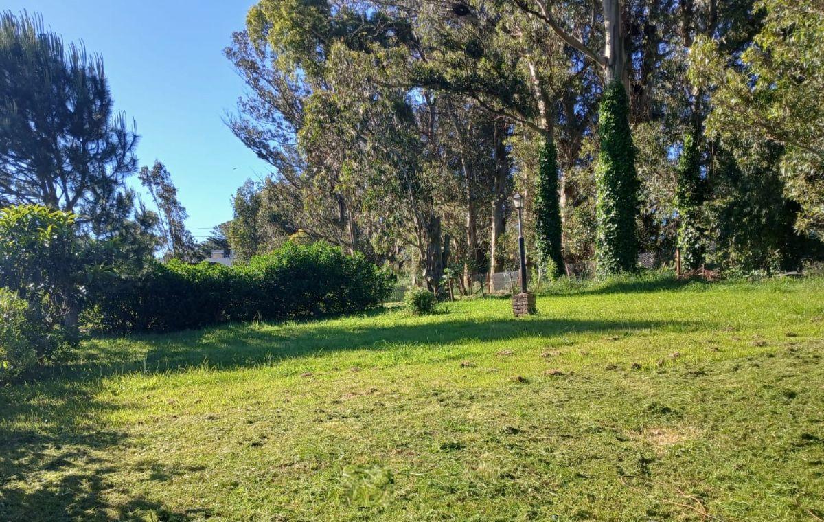 Terreno de 494 m² en venta en Los Acantilados