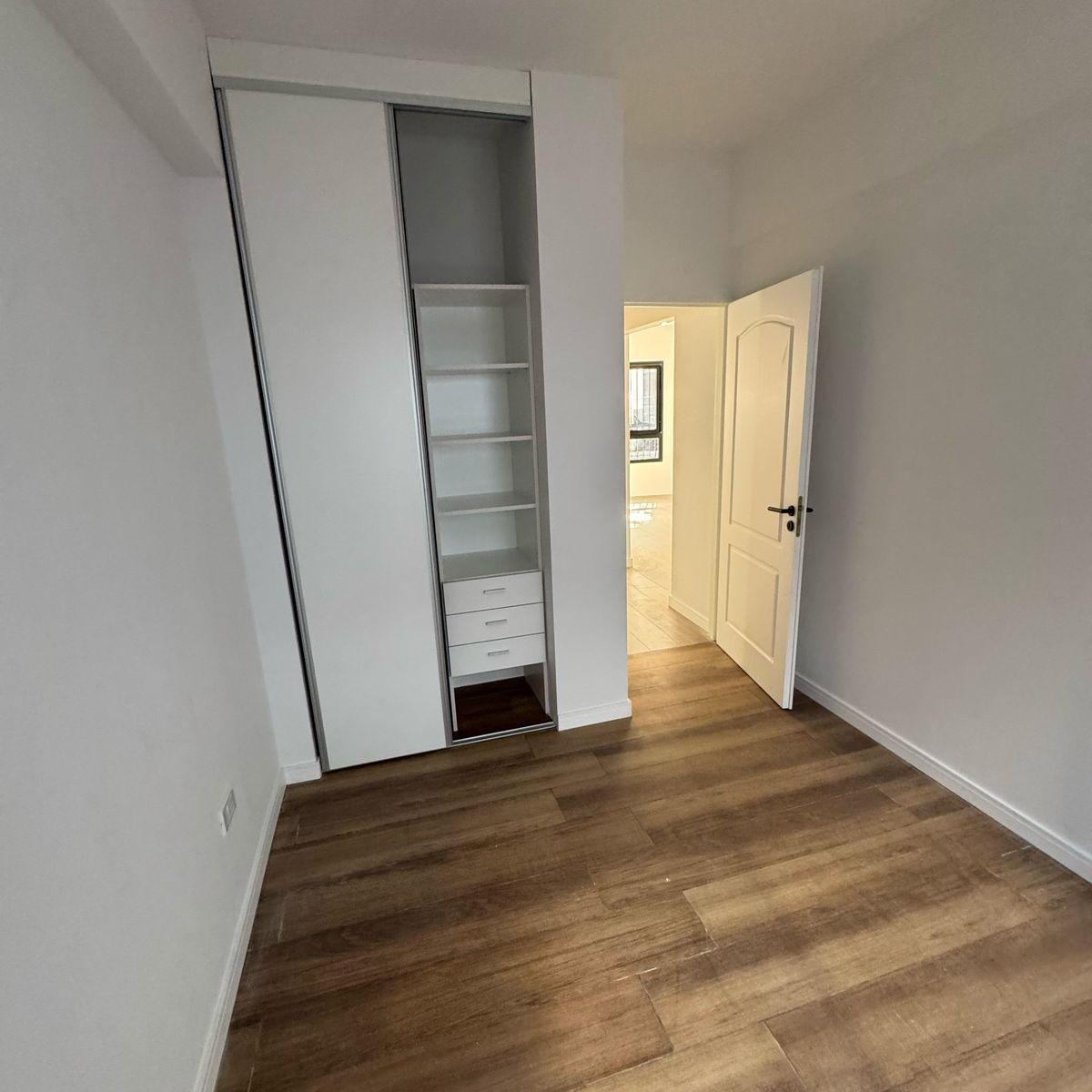 Venta de Hermoso PH 3 Ambientes con Patio en Villa Devoto 3