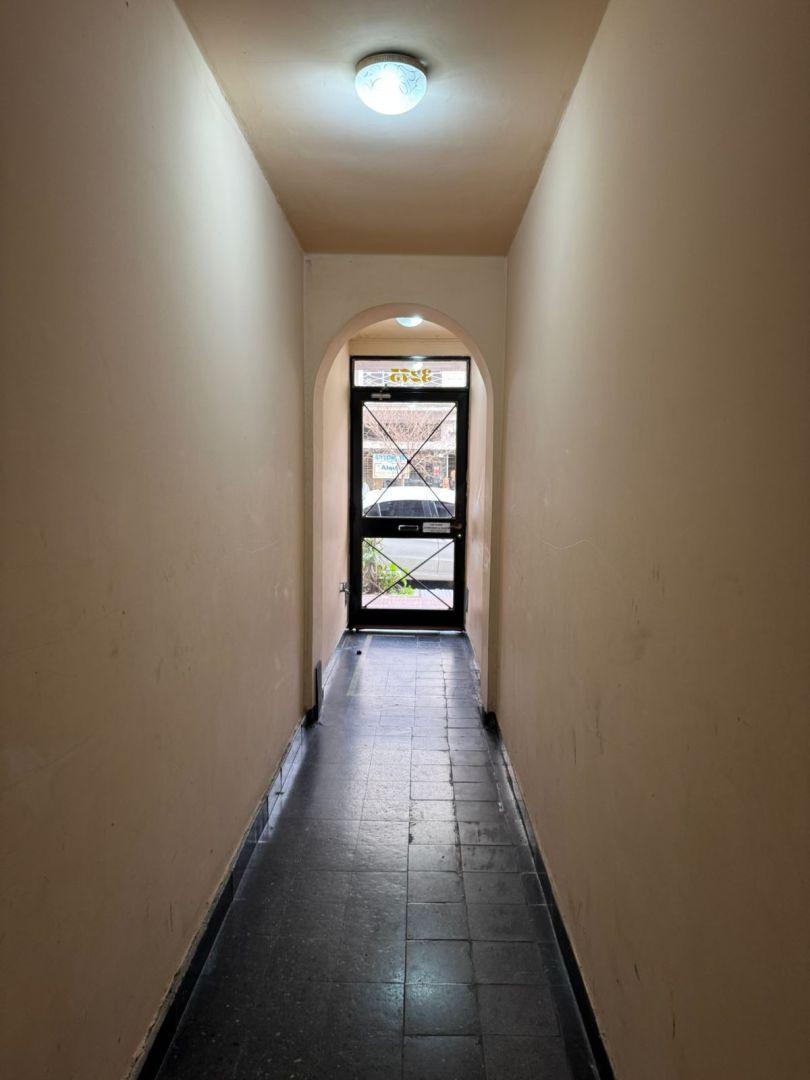 Foto de VENTA PH 2 AMBIENTES SIN EXPENSAS EN VILLA DEVOTO., imagen 4