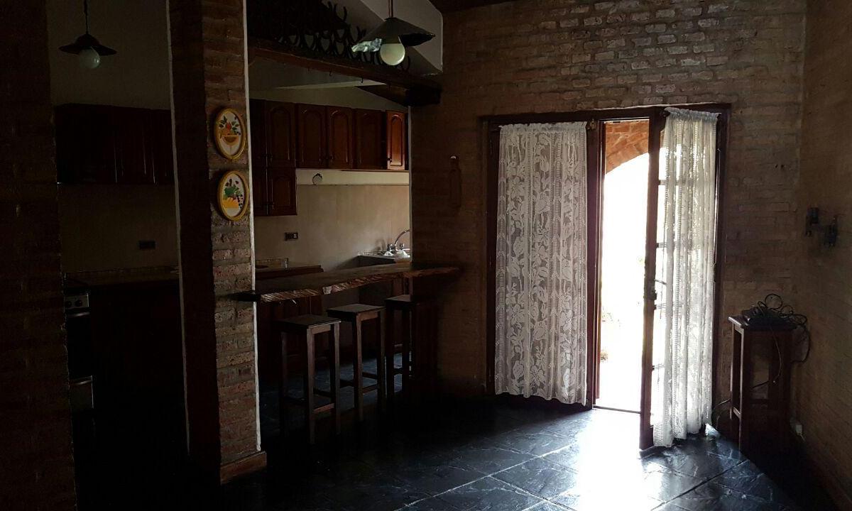 CASA EN VENTA B GRANJA DE FUNES A METROS A R. NUÑEZ
