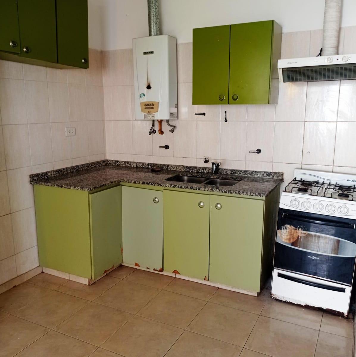 Foto de VENDO CASA EN B AMEGHINO SUR - URITORCO AL 4030, imagen 2
