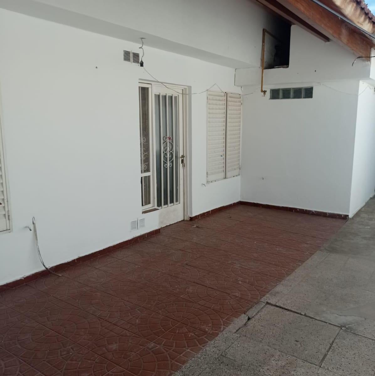 Foto de VENDO CASA EN B AMEGHINO SUR - URITORCO AL 4030, imagen 4