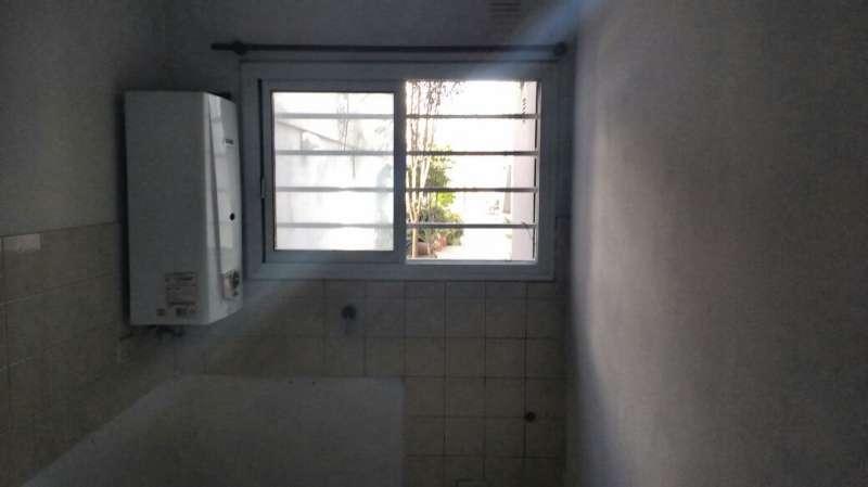 Foto de DEPTO EN VENTA DE 2 DORM. EN ALTA CÓRDOBA, imagen 3