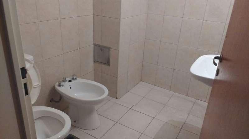 Foto de DEPTO EN VENTA DE 2 DORM. EN ALTA CÓRDOBA, imagen 2