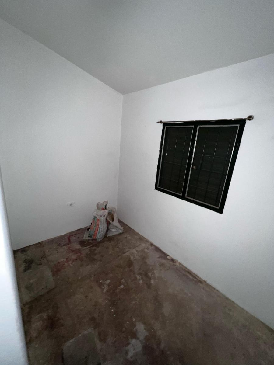 Casa en Venta de Cuatro Dorm. en Unquillo. Terreno de 800 m² 3