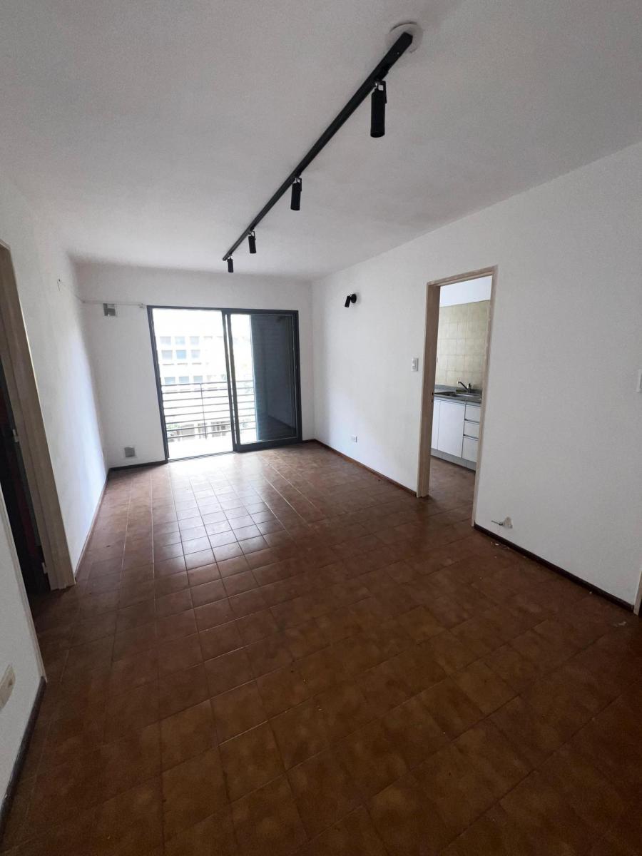 Depto de 2 Dorm en Venta en Alberdi - Frente Al Manuel Belgrano 2