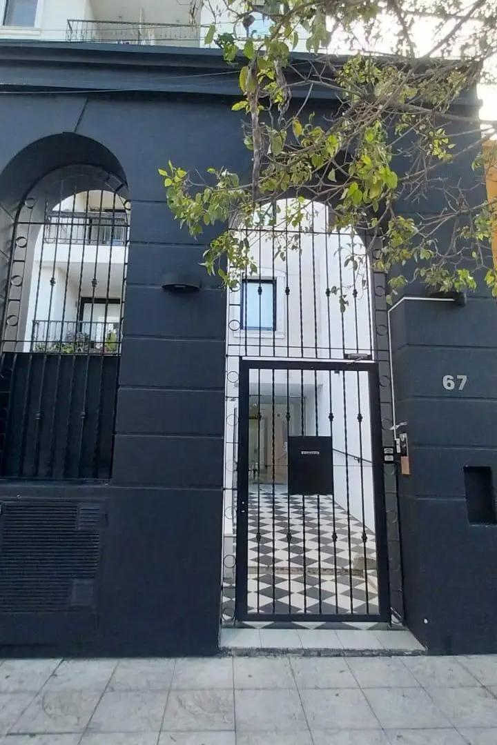 DEPARTAMENTO AMOBLADO DE UN DORMITORIO EN ALQUILER EN B GENERAL PAZ 3