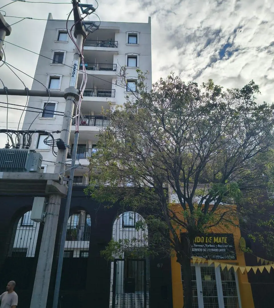 DEPARTAMENTO AMOBLADO DE UN DORMITORIO EN ALQUILER EN B GENERAL PAZ 1