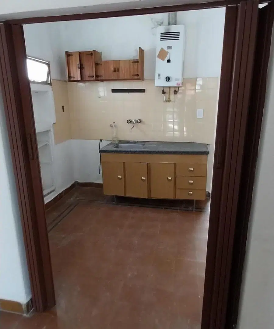 CASA EN ALQUILER DE DOS DORMITORIOS EN B NUEVA ITALIA 4