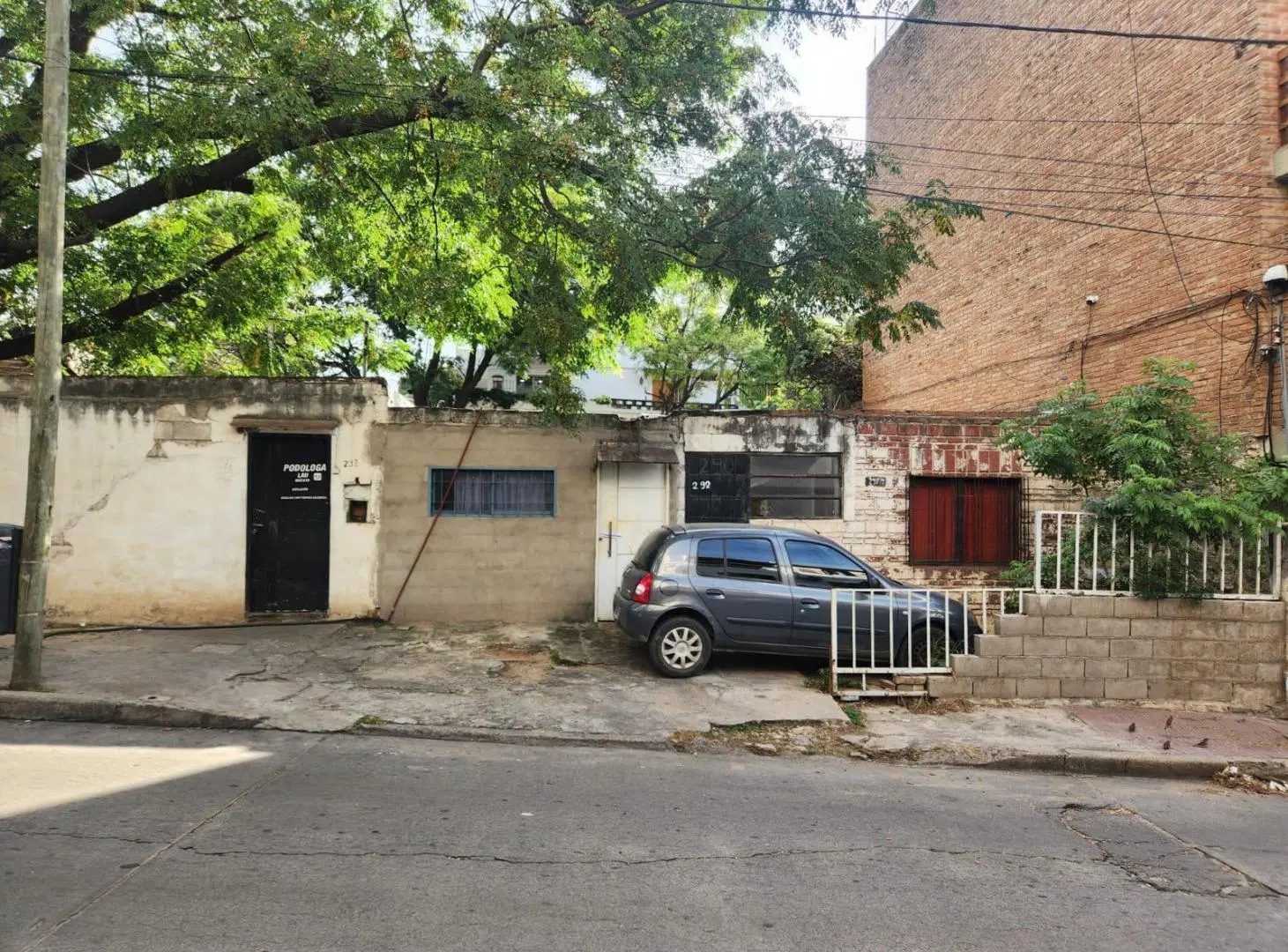 LOTE TERRENO EN VENTA APTO PARA CONSTRUIR SOBRE AV DUARTE QUIROS ESQUINA PARAGUAY 2