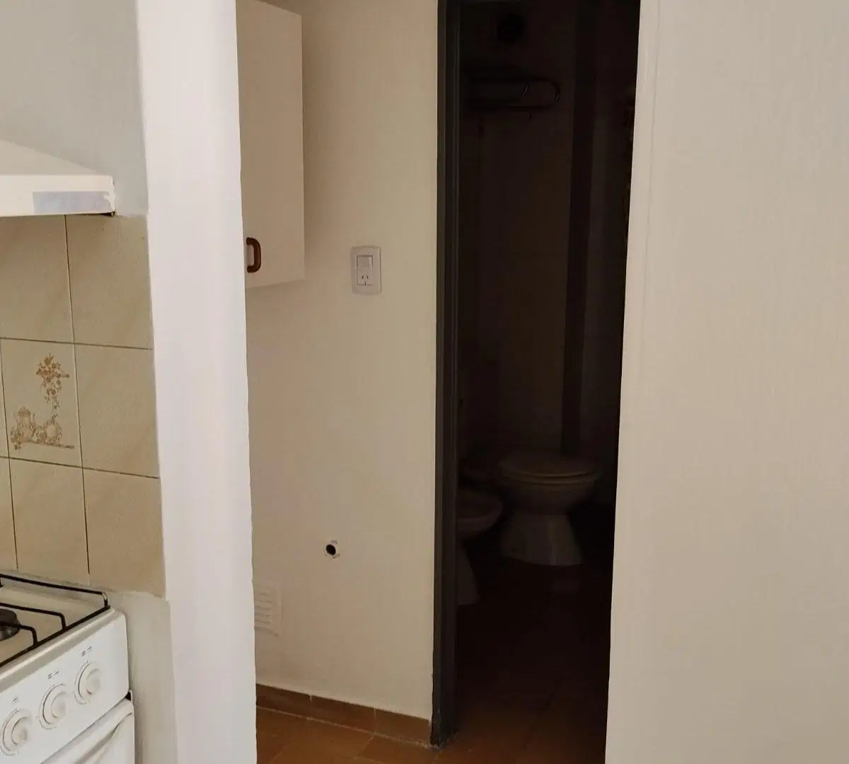 DEPARTAMENTO DE UN DORMITORIO EN ALQUILER EN B ALBERDI A UNA CUADRA DE AV. COLÓN 3