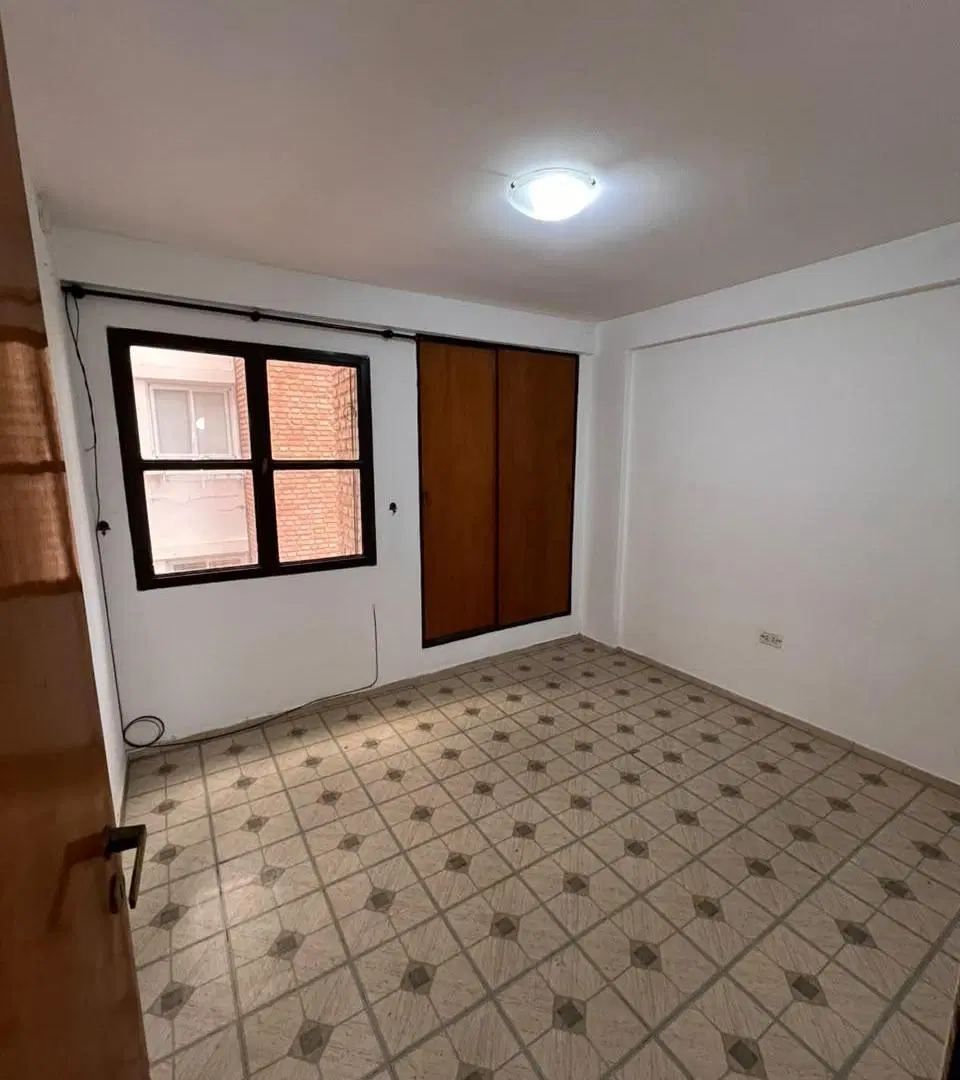 DEPARTAMENTO DE DOS DORMITORIOS EN VENTA SOBRE CALLE BV SAN 951 ZONA NUEVA CORDOBA- TRIBUNALES 4