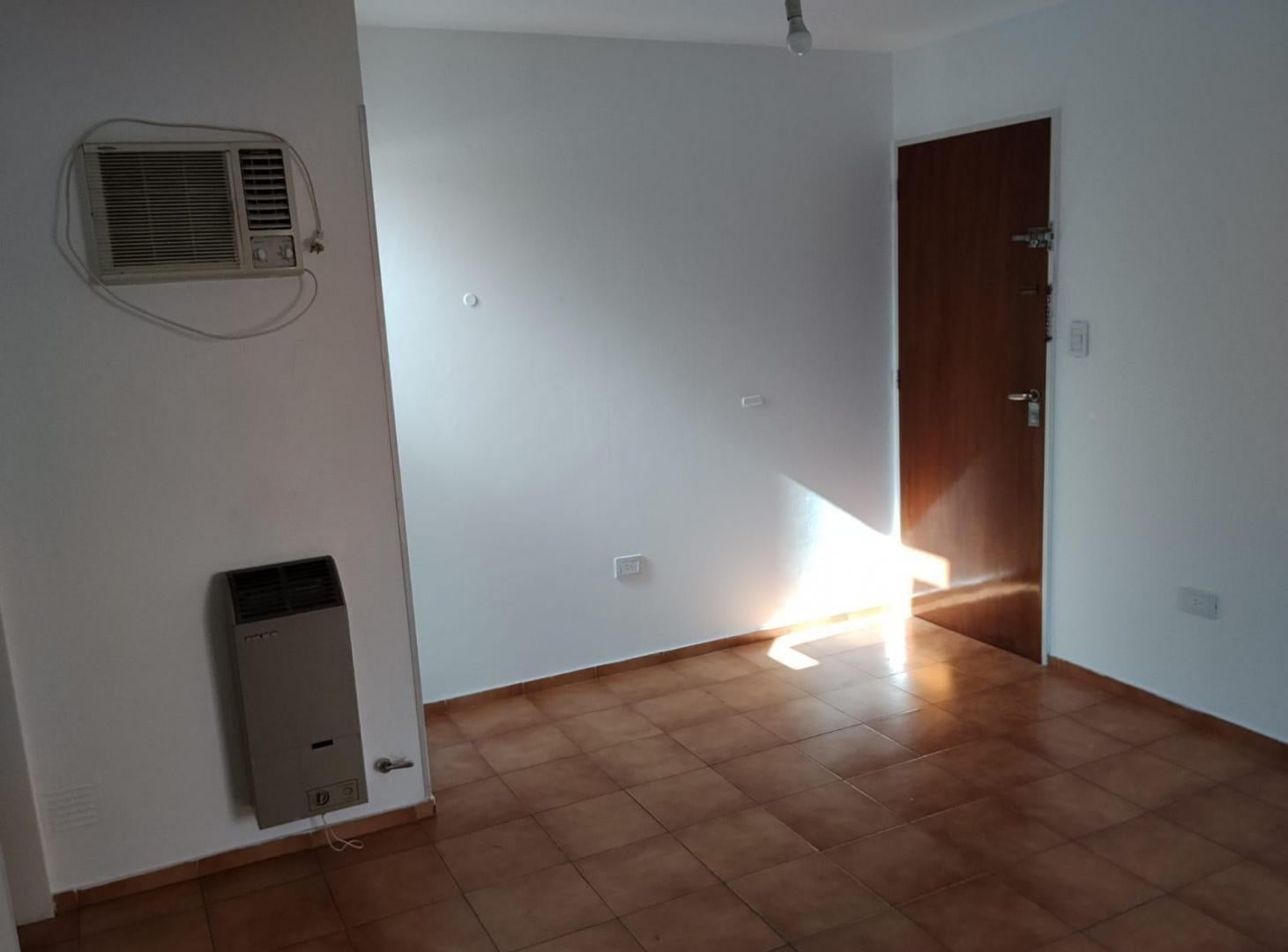 Foto de ALQUILER DE DTO DE UN DORM. EN CALLE SUCRE B COFICO, imagen 2