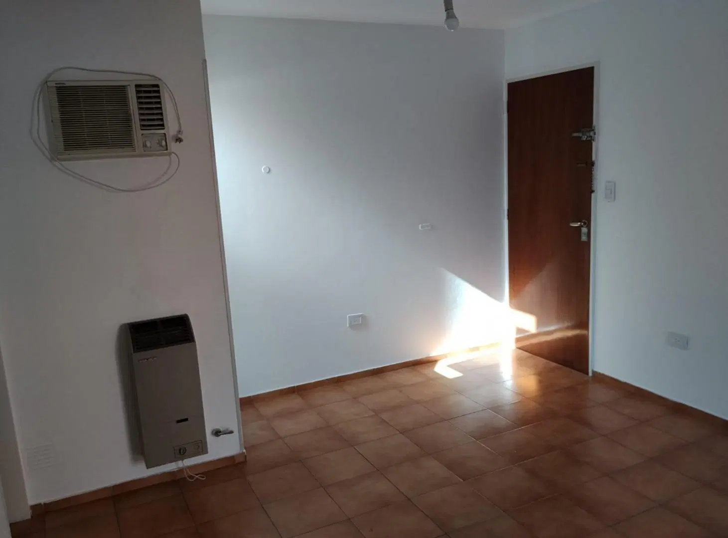 ALQUILER DE DTO DE UN DORM. EN CALLE SUCRE B COFICO 2