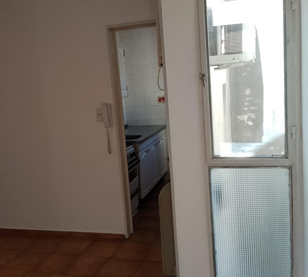 Foto de ALQUILER DE DTO DE UN DORM. EN CALLE SUCRE B COFICO, imagen 1