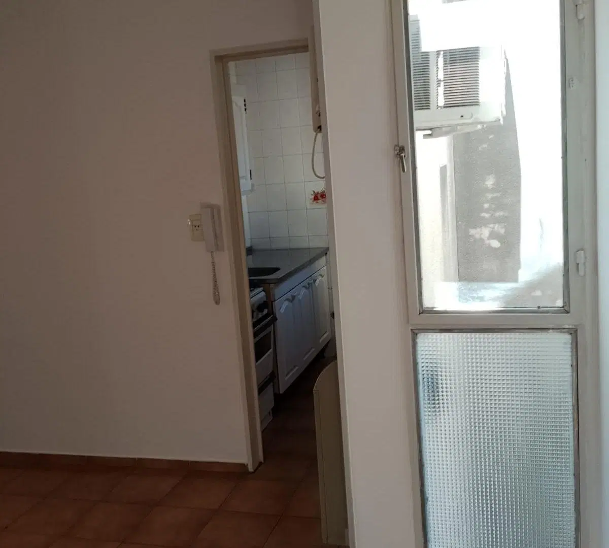 ALQUILER DE DTO DE UN DORM. EN CALLE SUCRE B COFICO 1