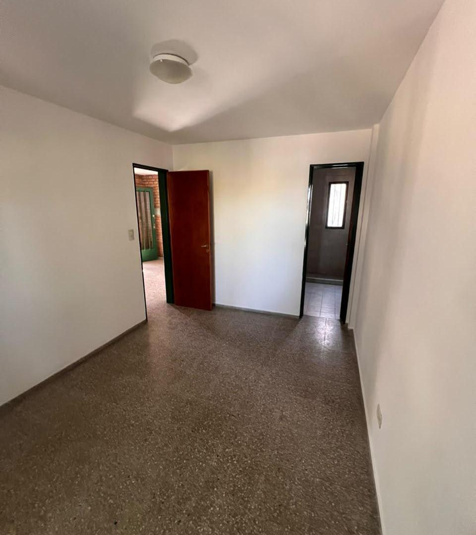 Foto de DEPARTAMENTO EN VENTA DE UN DORMITORIO EN CALLE JUANA AZURDUY 423 B, imagen 3