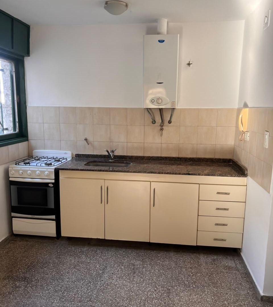 Foto de DEPARTAMENTO EN VENTA DE UN DORMITORIO EN CALLE JUANA AZURDUY 423 B, imagen 5