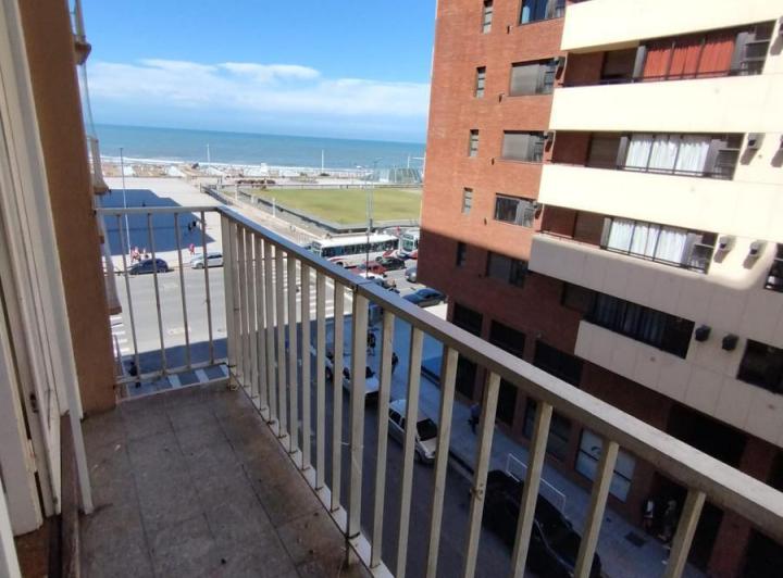 Departamento en ALQUILER DE TEMPORADA de 2 ambientes con vista al mar en Las Heras y Bv. Maritimo