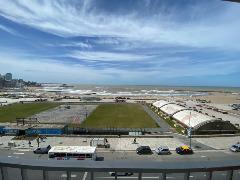 Departamento en ALQUILER DE TEMPORADA de 3 ambientes con vista al mar en Bv. Maritimo y Sarmiento