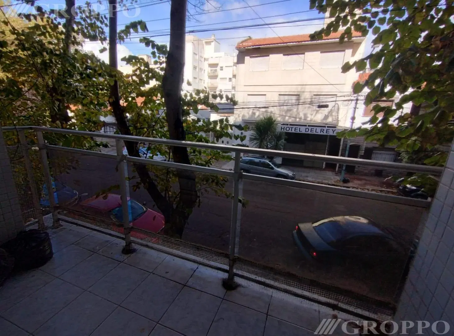 2 ambientes en Zona Aldrey - Balcón a la calle 4