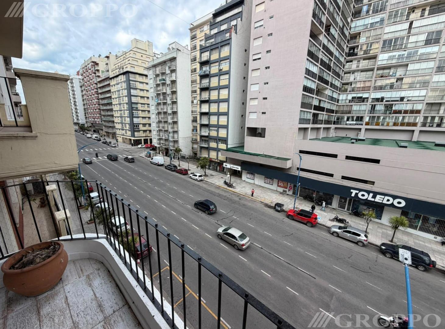 Foto de PISO 4 AMBIENTES A LA CALLE CON 2 BALCONES RECICLADO, imagen 3