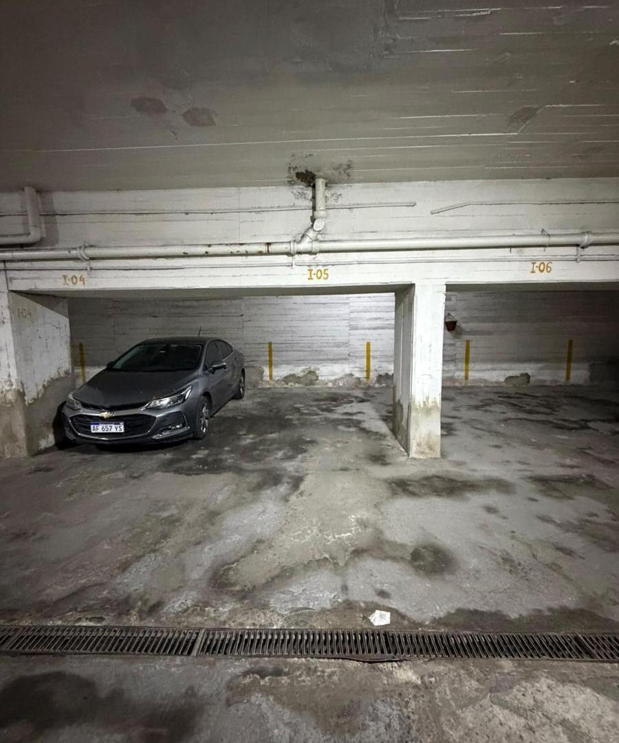 Foto de Cochera FIJA PARA AUTO/CAMIONETA, imagen 4